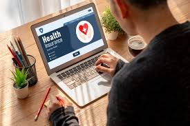 “Explore the top student health insurance USA and international student health insurance plans for 2025, plus student auto insurance discounts and tuition insurance options.”