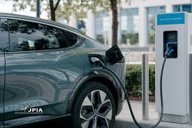 Insurance for Electric Vehicles: What’s Different in 2025 USA?